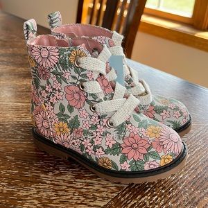 Cat & Jack Giovanna Floral Boots NWT Toddler Size 8